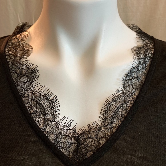 LAST CHANCE - Express Black Tee - Picture 3 of 5